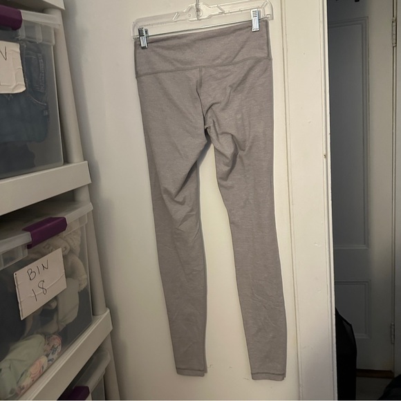 Lululemon Wunder Under Leggings Light Grey size 6 - Picture 4 of 6